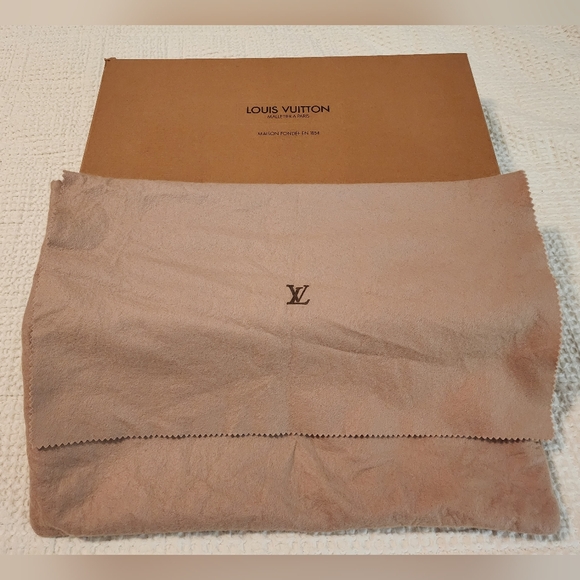 Louis Vuitton Empriente Pochette Metis Red Embossed Leather Crossbody Bag - Picture 16 of 16